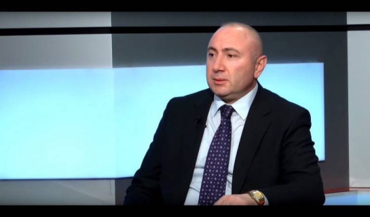 Չի բացառվում, որ Հիտլերին կարող են հռչակել ռուսներից տուժած մեծ մարդասեր․ Թևանյան