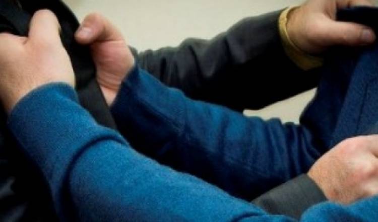 Ճանապարհ չզիջելու պատճառով երկու հոգի վեճի են բռնվել