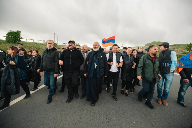 Սրբազանների առաջնորդում. հավատ առ Աստված ու միասնություն. օր 5-րդ (ֆոտոշարք)