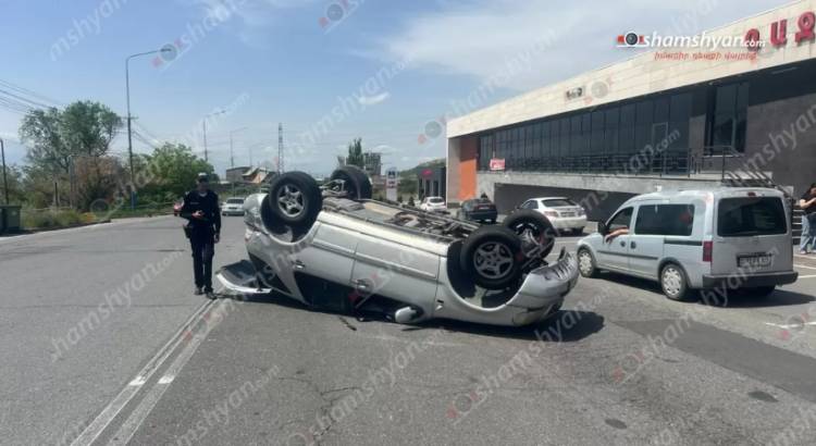 Վթար՝ Երևանում, «Mercedes»-ը գլխիվայր շրջվել է, վիրավnր կա․ Shamshyan