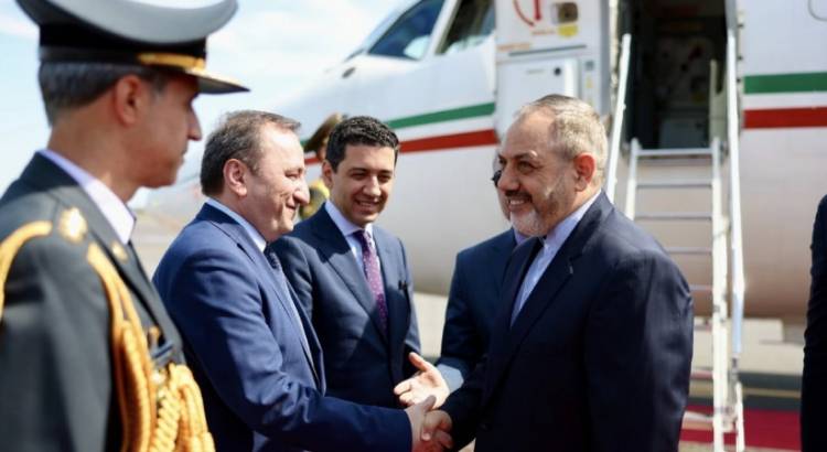 Հայաստանի է ժամանել Իրանի պաշտպանության և զինված ուժերի աջակցման նախարարը