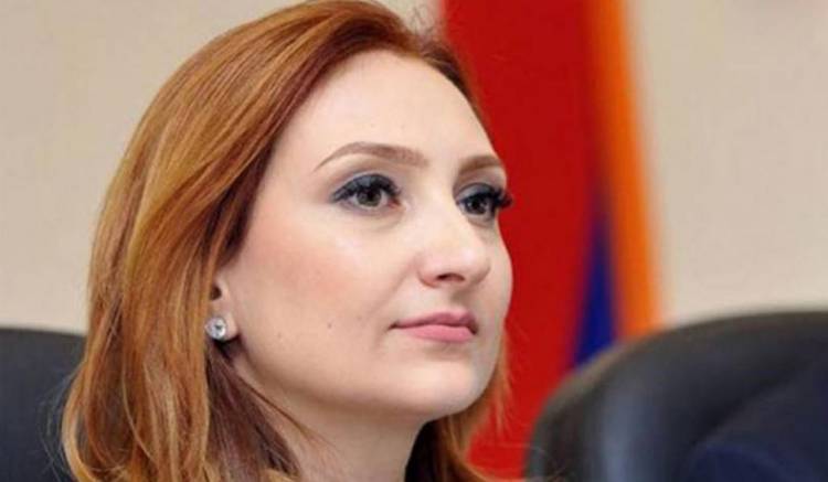 Մակունցը ԱՄՆ սենատորի հետ քննարկել է «խաղաղության պայմանագրի հարցերը»