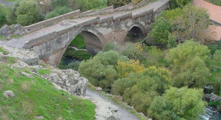 Փրկարարները մաhացած մարդու են դուրս բերել Աշտարակի կամրջի մոտակա ձորից